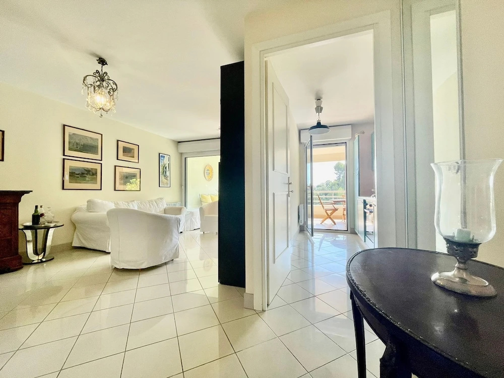 Voir la photo 4 — 2 Rooms in Luxury Residence Bordering Monaco