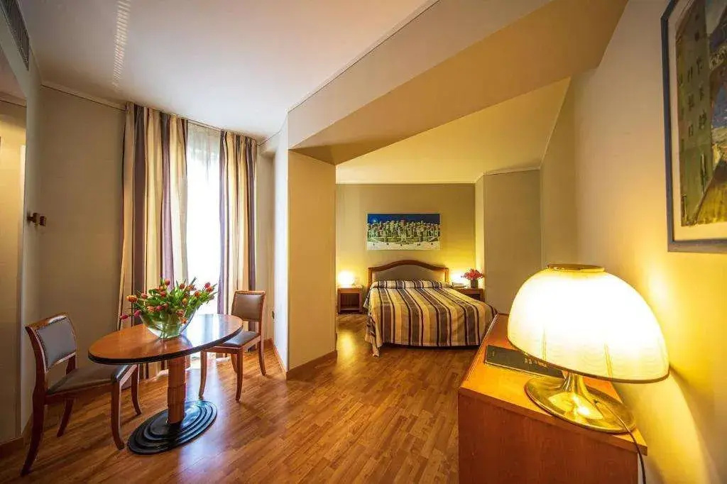 Hotel photo 12