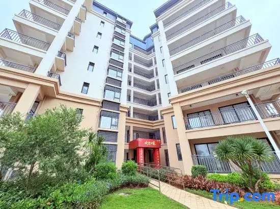 Qiziwan Banshan Banhai Homestay (Jiaotou Shanhaisong)