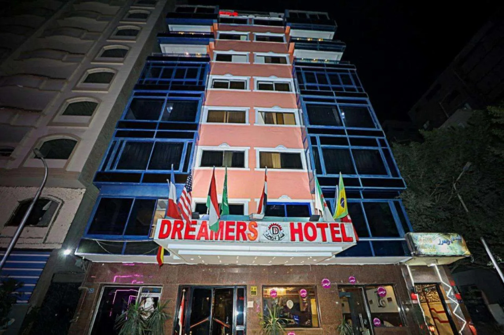 Dreamers Hotel