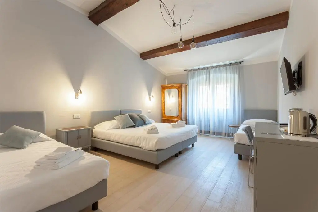 Deluxe Quadruple room