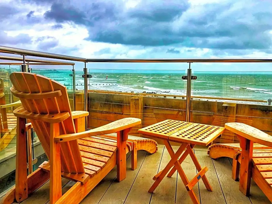 Beach & Waterfront