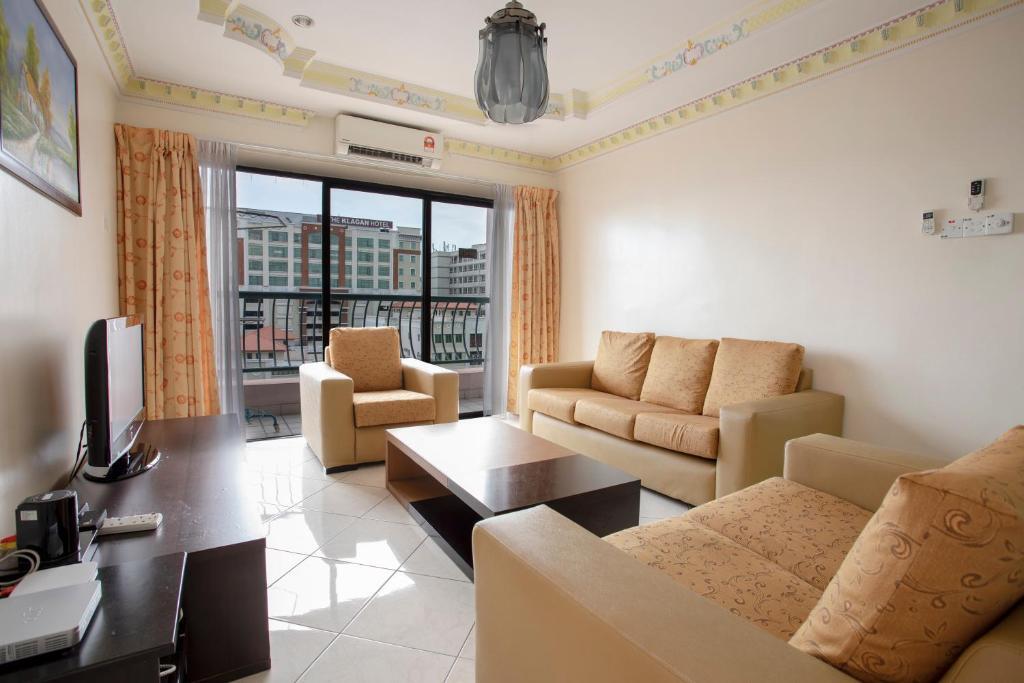 Marina Vacation Condos @ Marina Court Resort Condominium
