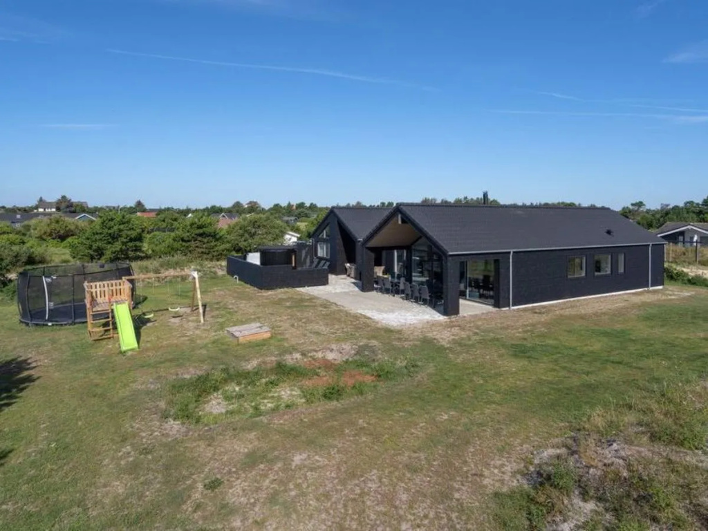 "Uthwagin" - 850m from the sea in Western Jutland
