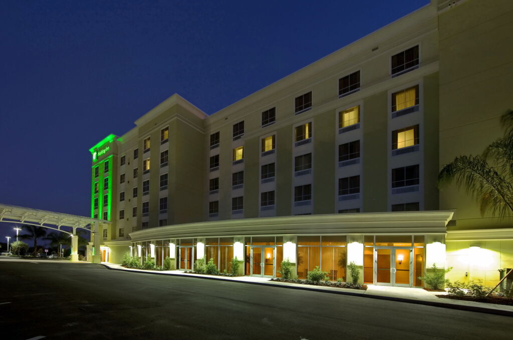 DoubleTree by Hilton Sarasota Bradenton Airport image