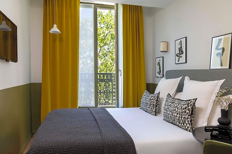 Le Petit Beaumarchais Hotel & Spa 53