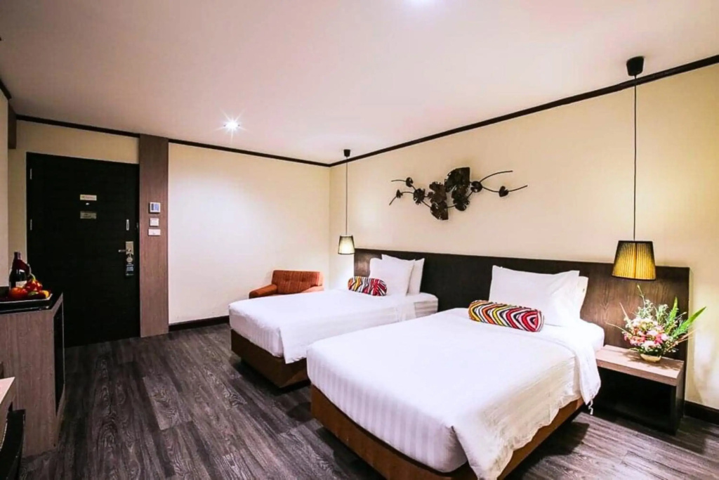 Отель Bangkok Inter Place Hotel в Бангкоке