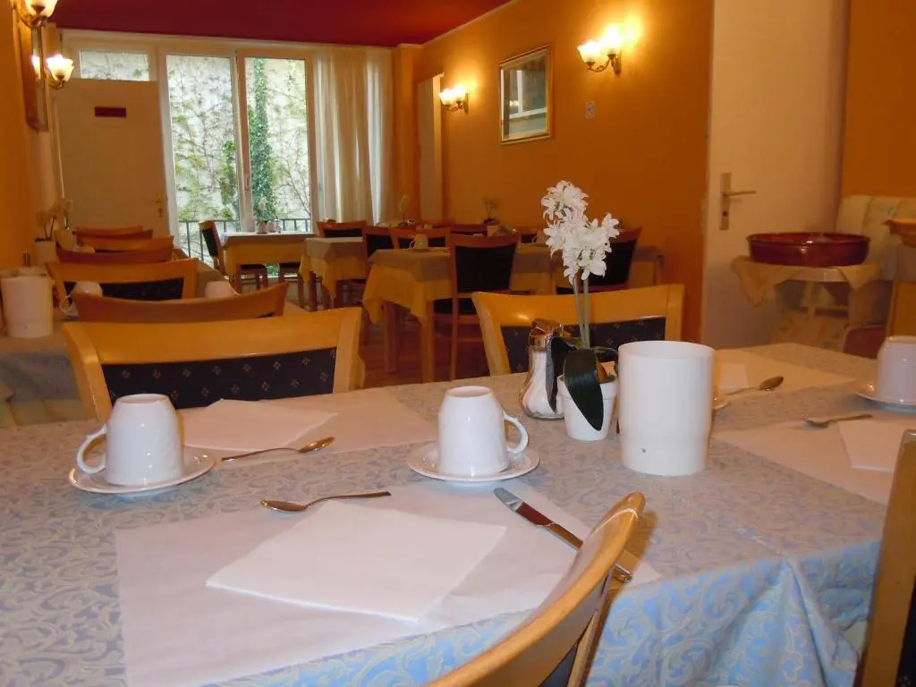 Hotel Nassa Garni - Chambres
