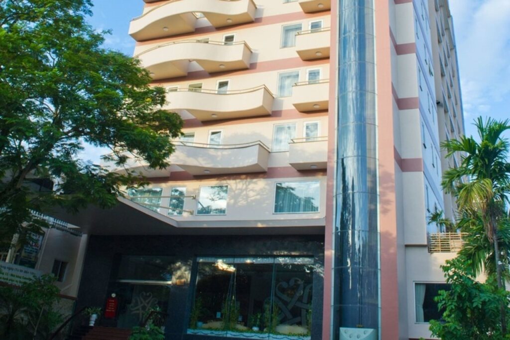Cherish hotel by null