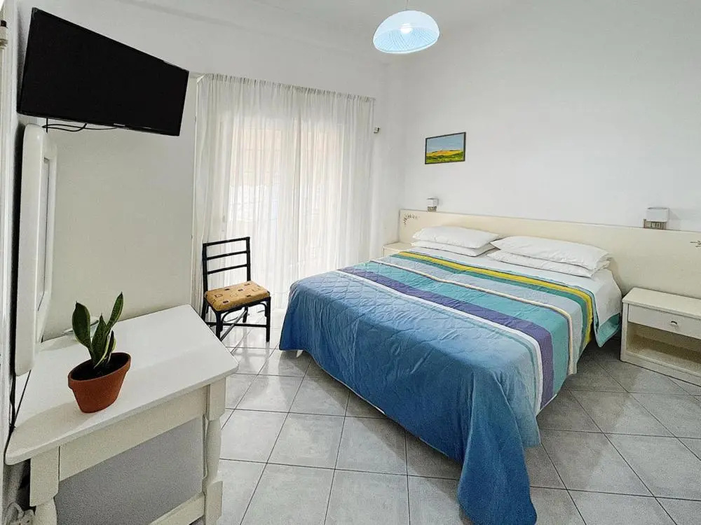 Standard Double room with balcony (full double bed)