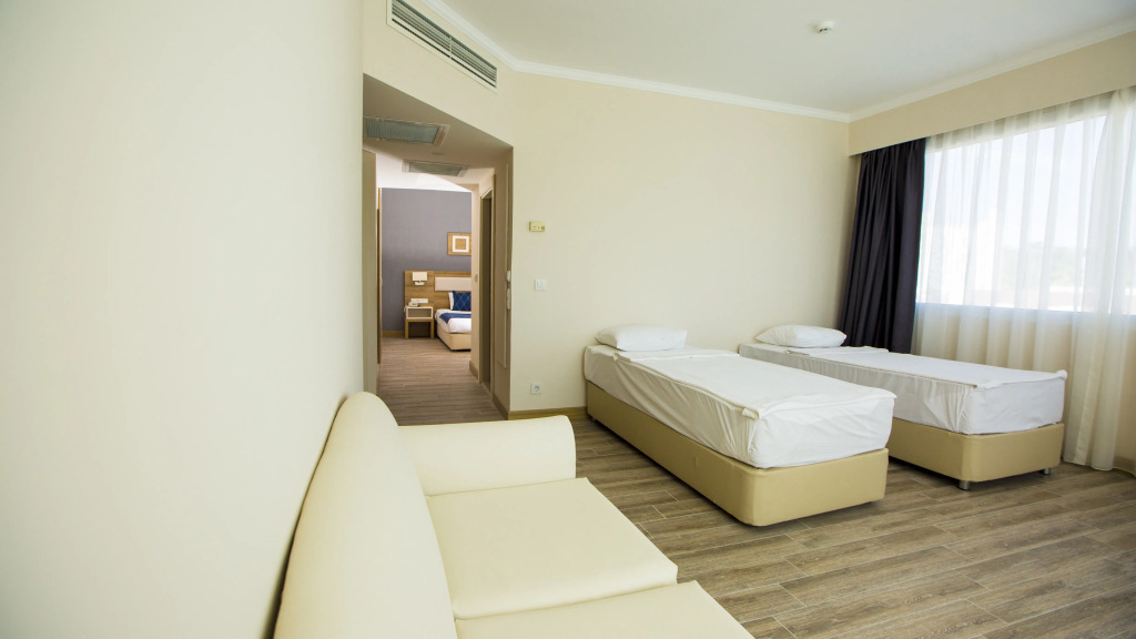 Fortezza Beach Resort — фото 5