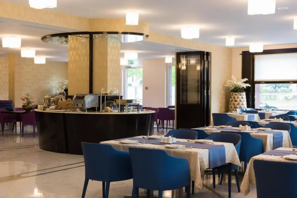 Hotel photo 25