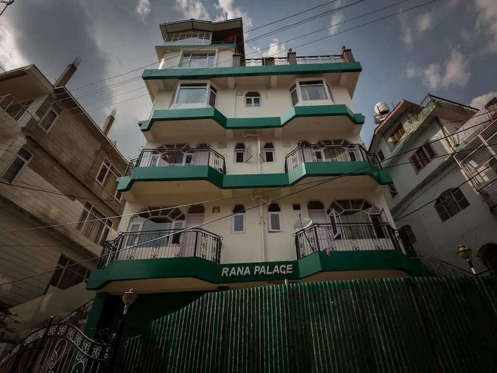 OYO 12685 Home 2BHK Hill View Sankat Mochan