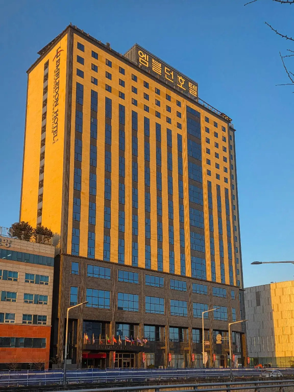 Embledon Hotel
