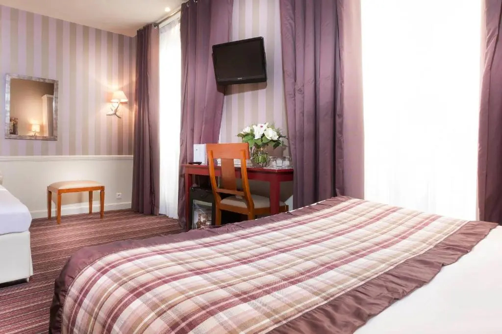 Superior Double room (full double bed)