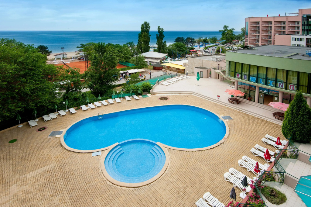Hotel photo 11