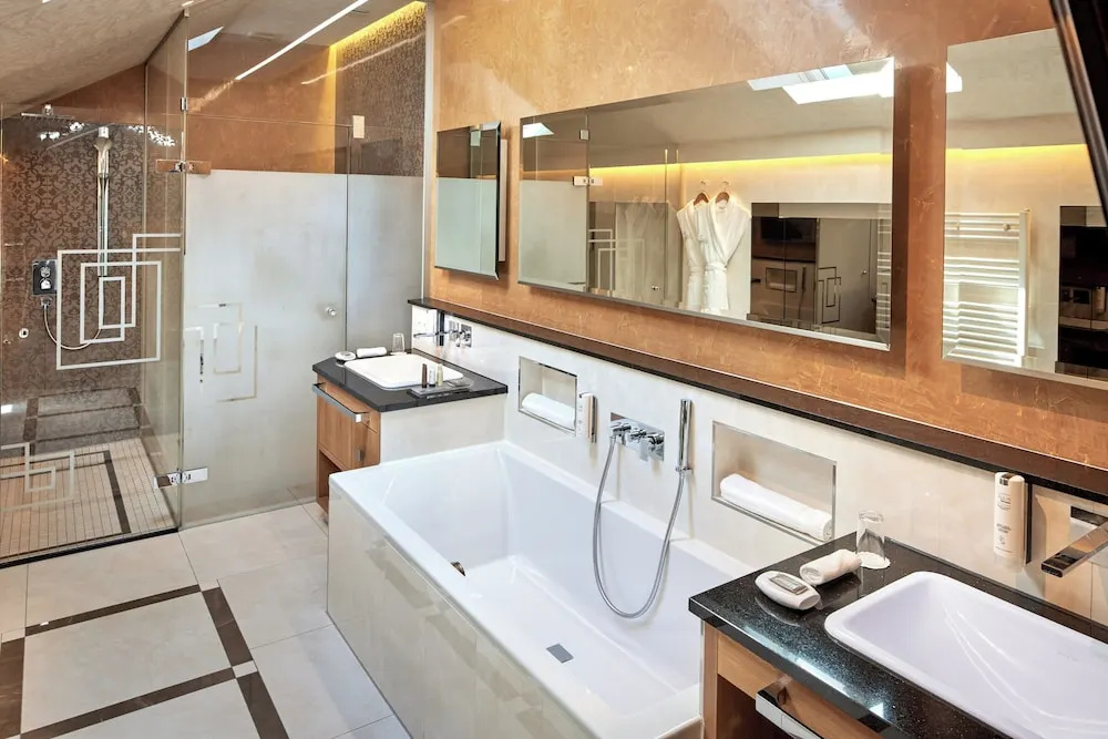 Hotel photo 37