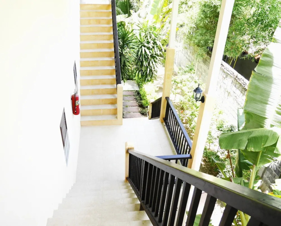 Deluxe Double room with balcony and with garden view (full double bed)