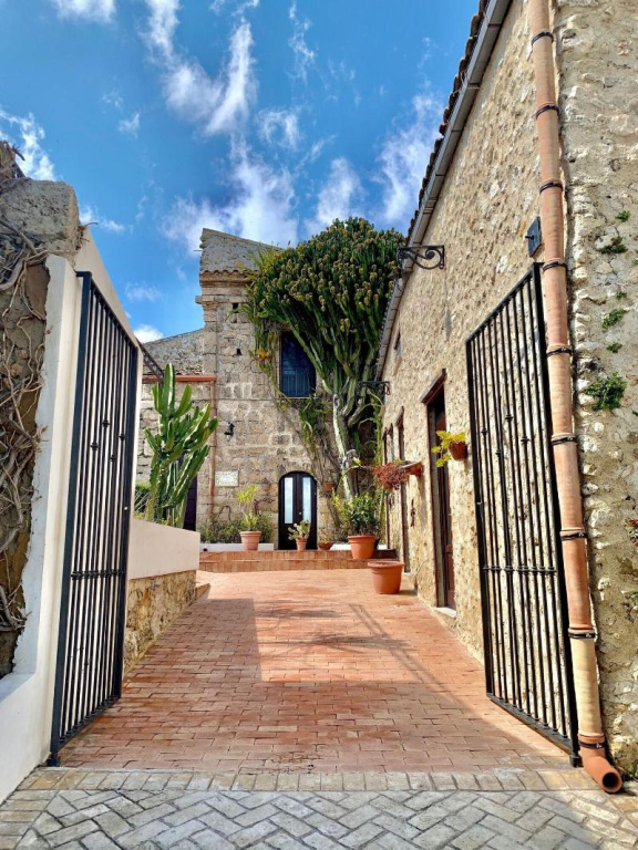 Agriturismo Baglio Làuria