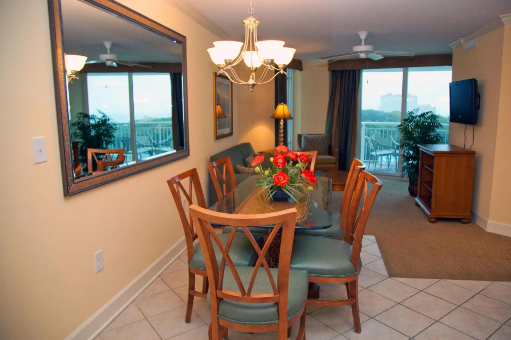2 Bedrooms Quadruple Suite with ocean view