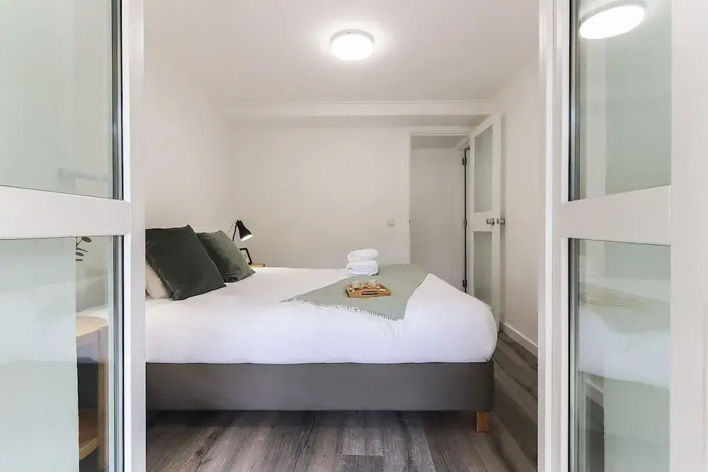 2 Bedrooms Deluxe Apartment