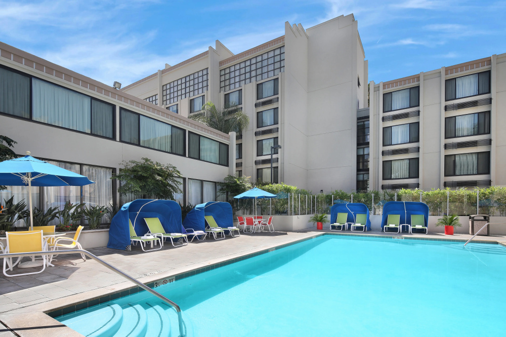 Holiday Inn Hotel & Suites Anaheim by IHG - Général