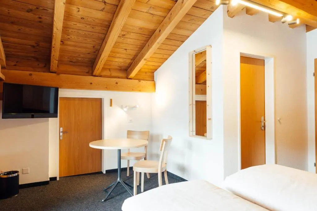 Hotel Kruezli - Chambres