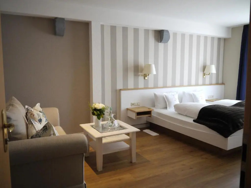 Comfort room