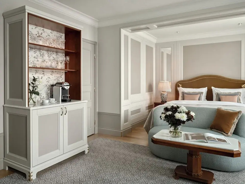 Executive Double room (full double bed)