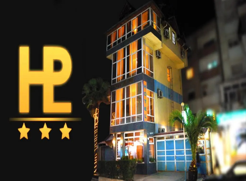 Pik Loti Hotel