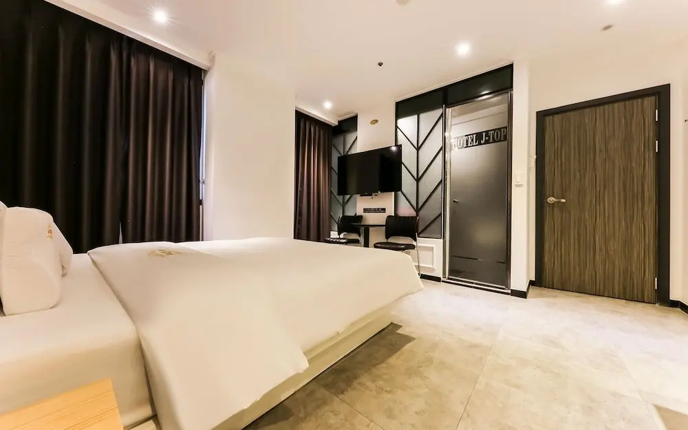 Hotel J-TOP Cheonan - фото 3