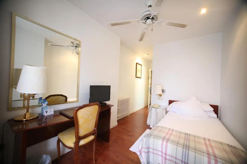 Hotel Pintor Marsà - Chambres