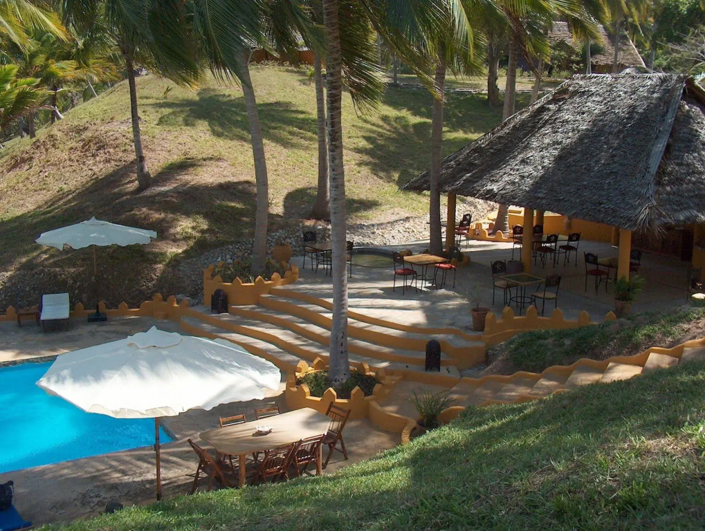 Kinasi Lodge