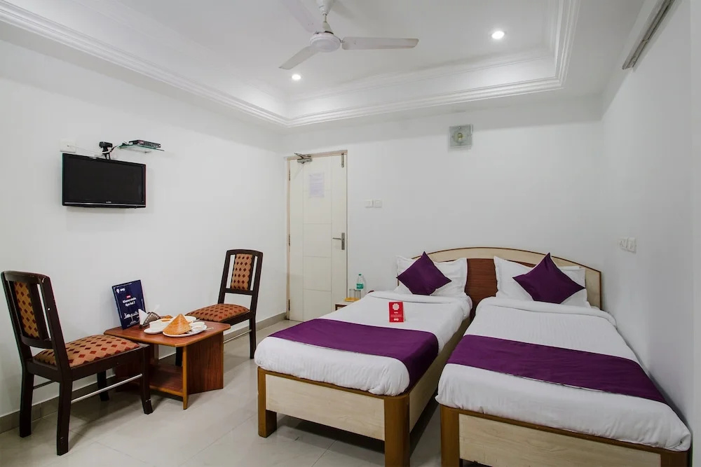 OYO Flagship 983 Hotel Surya Residency - Chambres