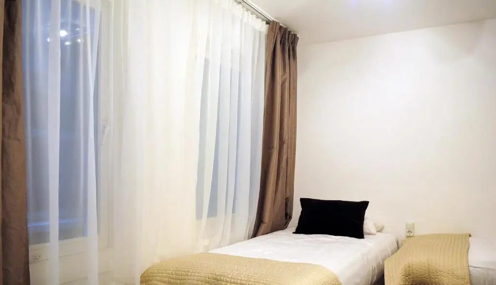 Standard Double Basement room (twin beds)