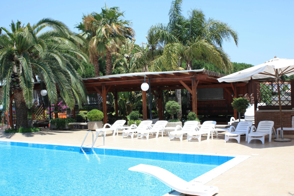 Hotel photo 12