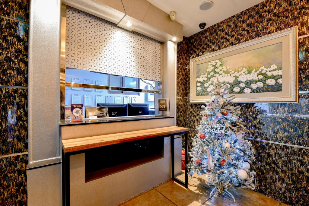 Hotel photo 11
