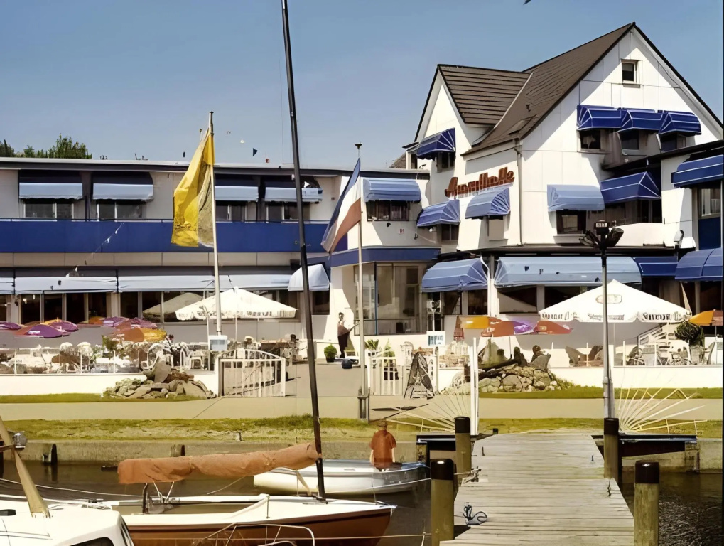 Hotel Strandhalle