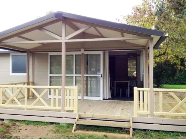 2 Bedrooms Chalet