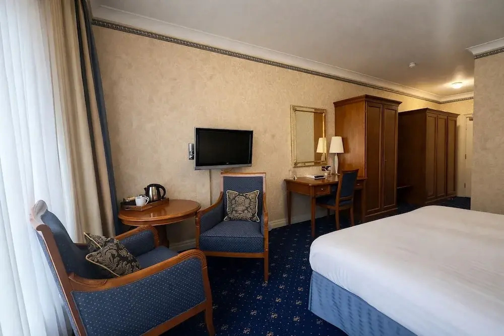 Tre-Ysgawen Hall - Chambres
