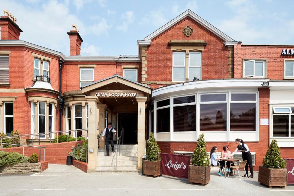 Alma Lodge Hotel & Restaurant Stockport Manchester image