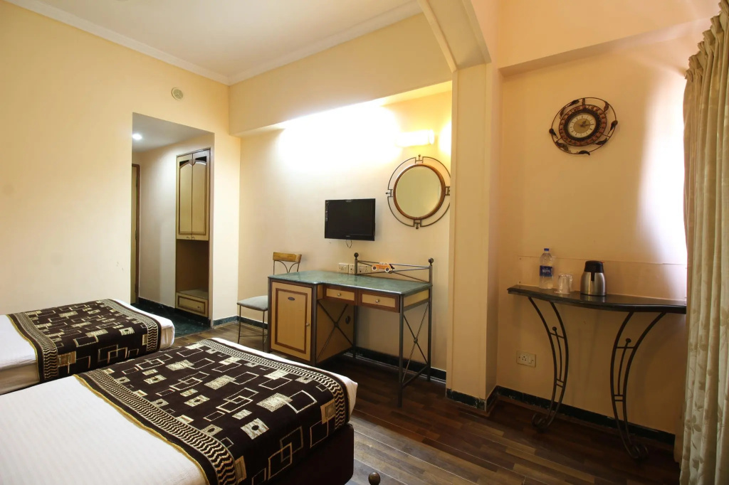 Deluxe Double room (twin beds)