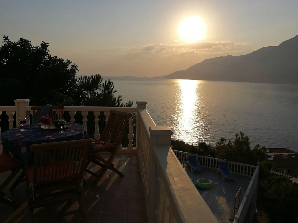 Villa Mola