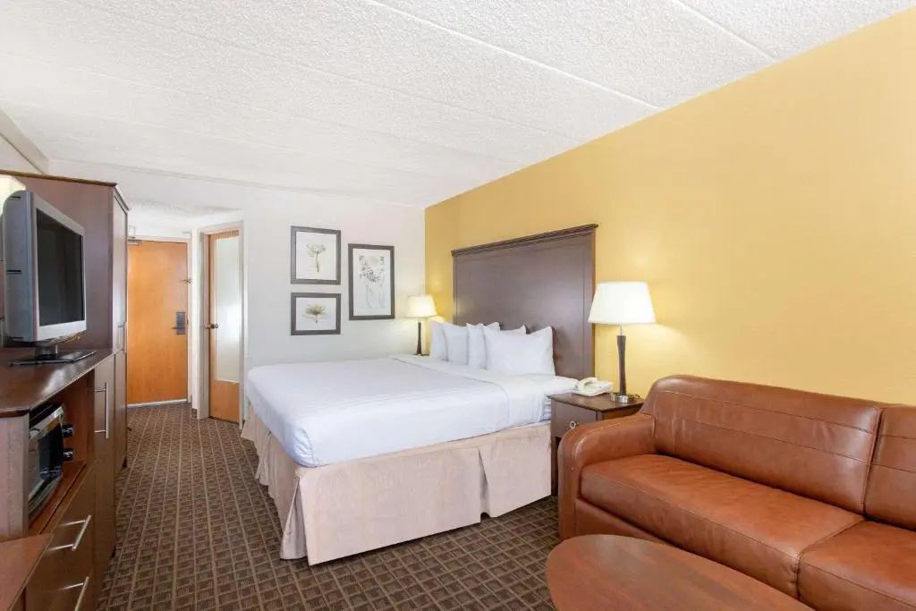AmericInn by Wyndham Madison West - Chambres