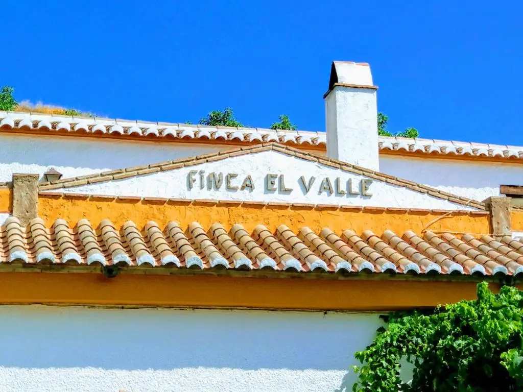 3 Bedrooms Cottage