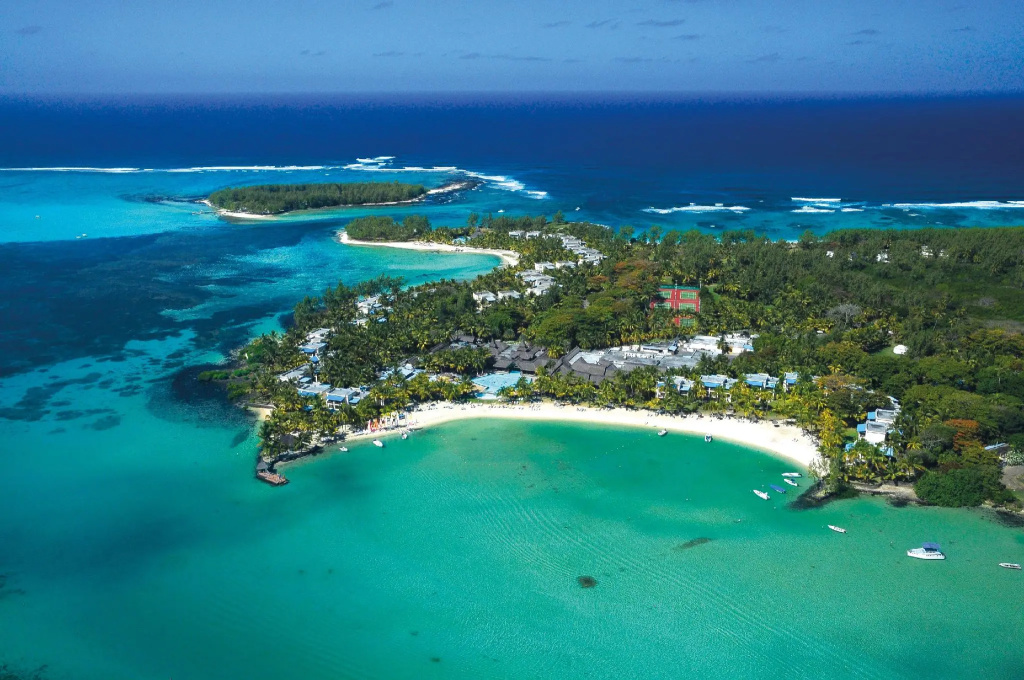 Beach & Waterfront