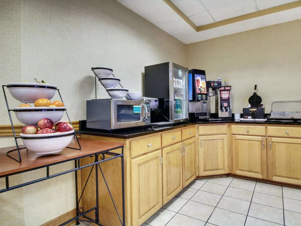 Columbia Inn & Suites - Général
