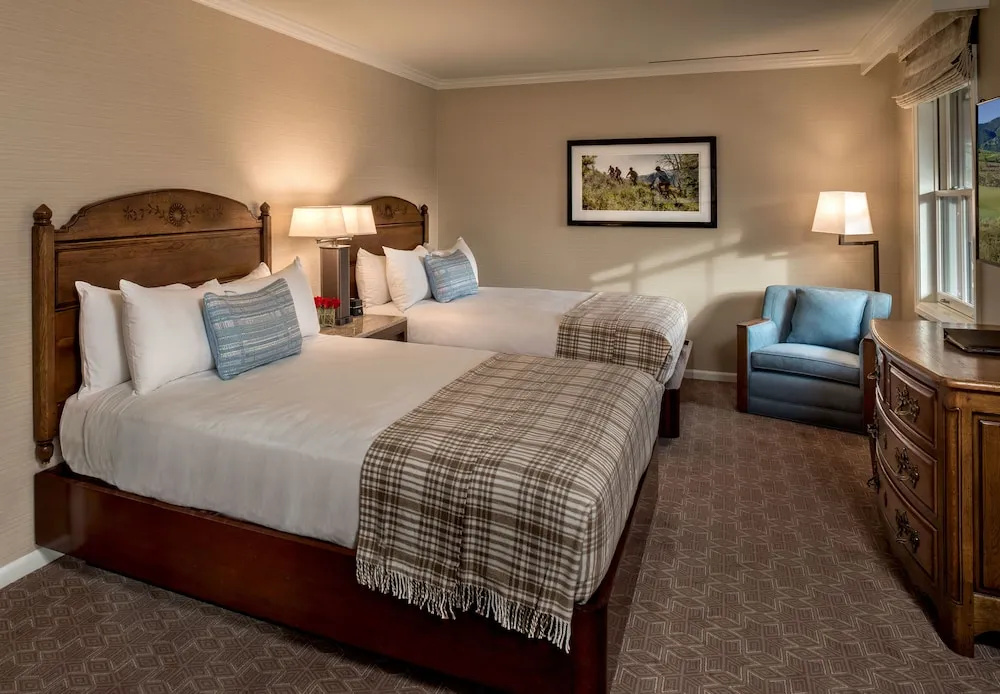Executive Quadruple Suite