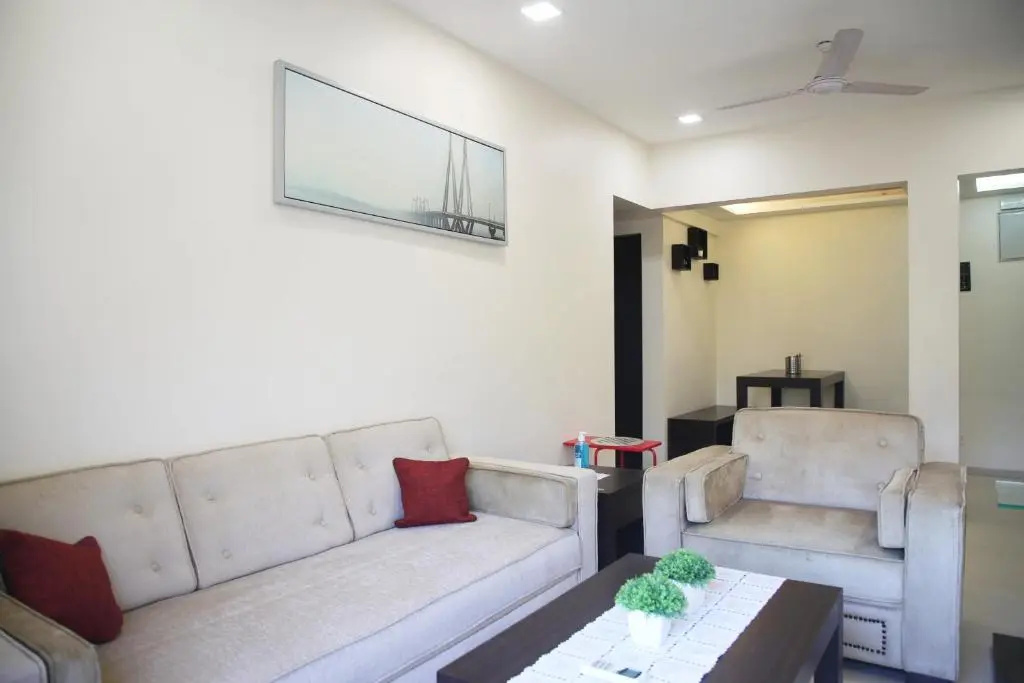 2 Bedrooms Apartment