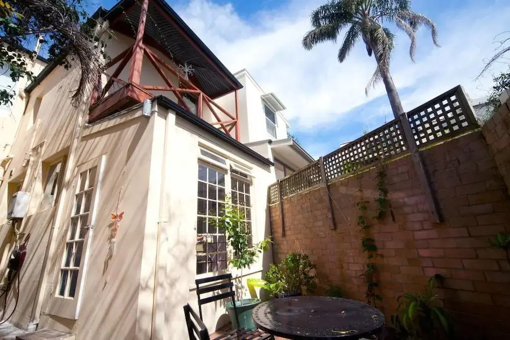 ED24 Renovated Terrace House Moments to Train
